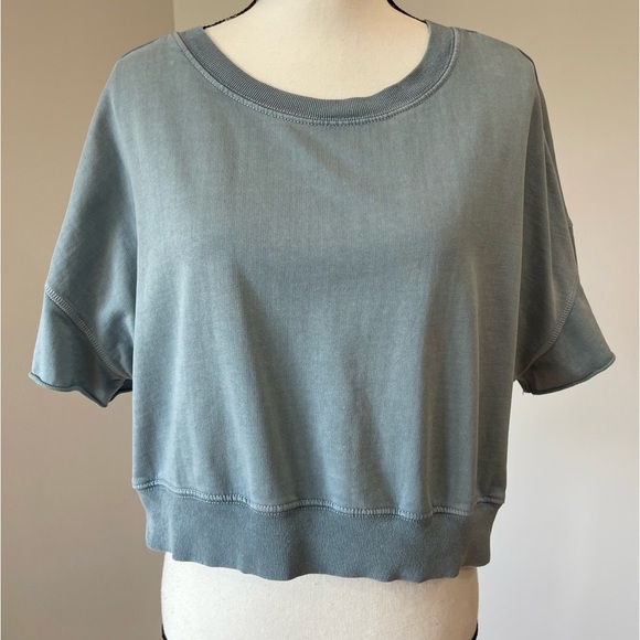 Out From Under Urban Outfitters size large boxy crop sweatshirt athleisure cozy - Picture 11 of 12